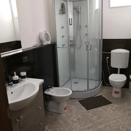 Lux Rho Fiera Bed & Breakfast *